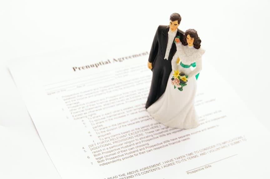 Is a Prenup a Good Idea? Prenuptial Agreement Pros and Cons